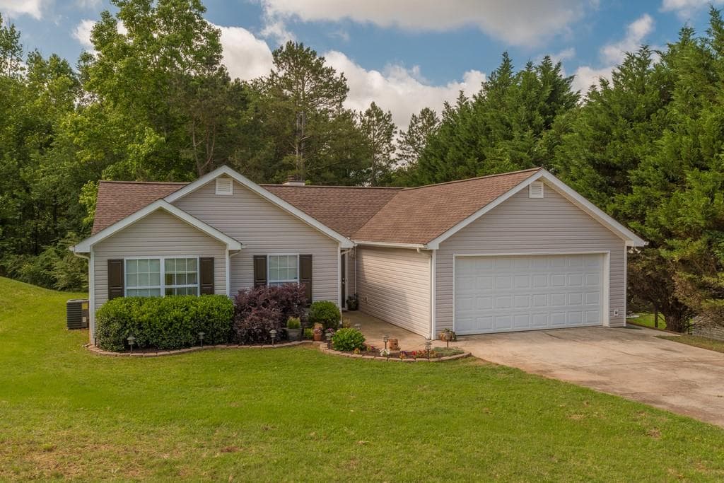 4733 Turning Leaf Drive, Gillsville, GA 30543 — most recent listing photo