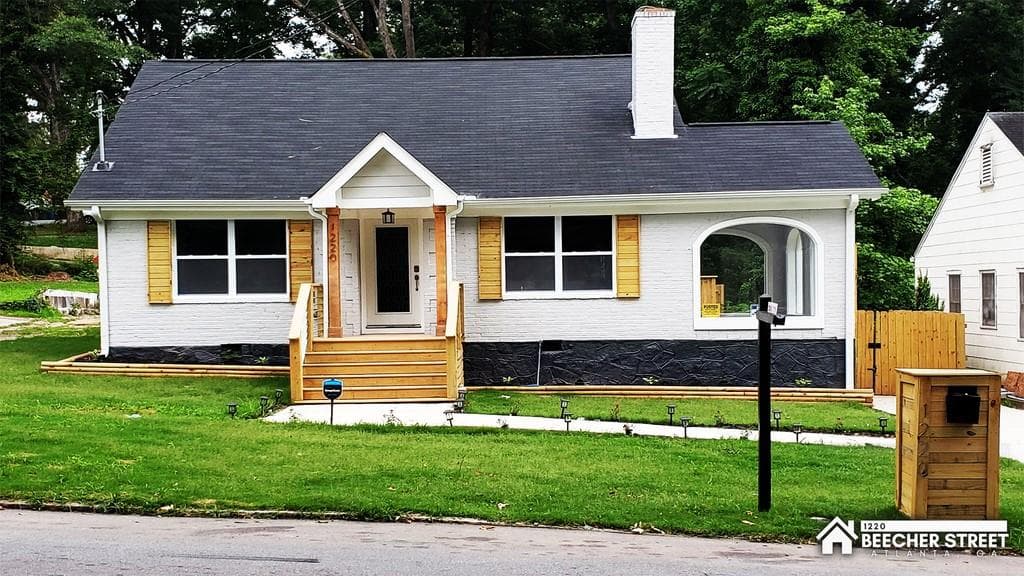 4 bedroom, 3 bathroom, 2,257 sq ft single family residence sold at 1220 Beecher Street, Atlanta, GA 30310