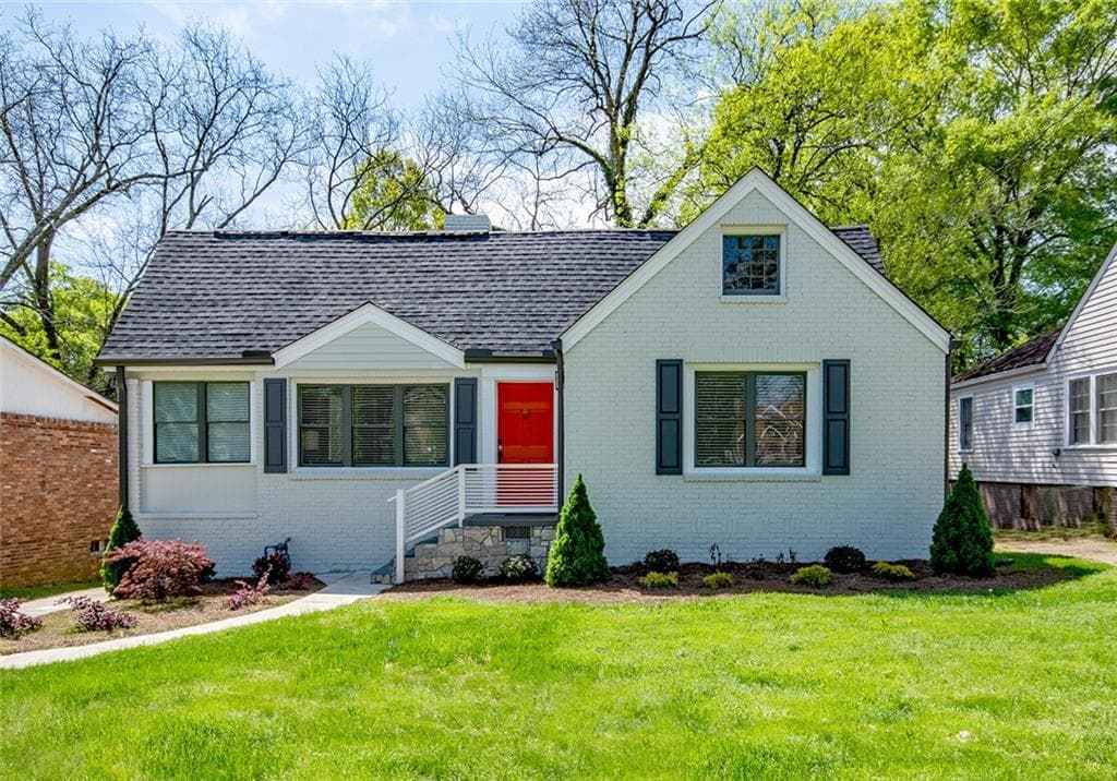 4 bedroom, 2 bathroom, 2,178 sq ft single family residence sold at 1370 Martin Luther King Jr Drive, Atlanta, GA 30314
