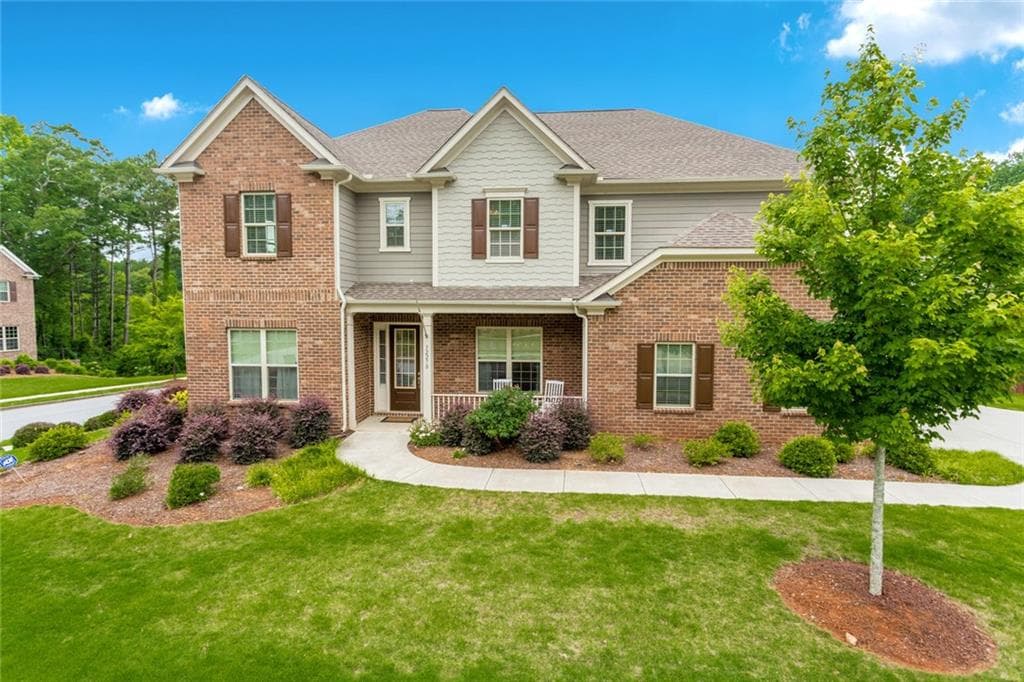 4 bedroom, 4 bathroom, 3,996 sq ft single family residence sold at 12270 Ferncreek Drive, Alpharetta, GA 30004