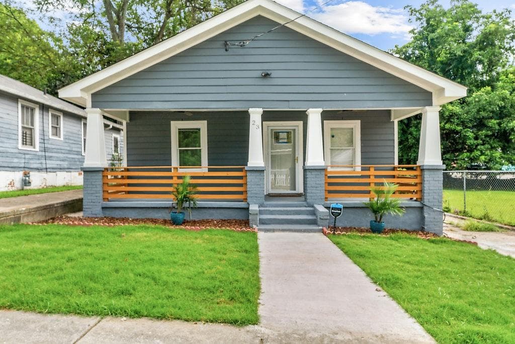 3 bedroom, 2 bathroom, 1,045 sq ft single family residence sold at 23 Booker Street, Atlanta, GA 30314
