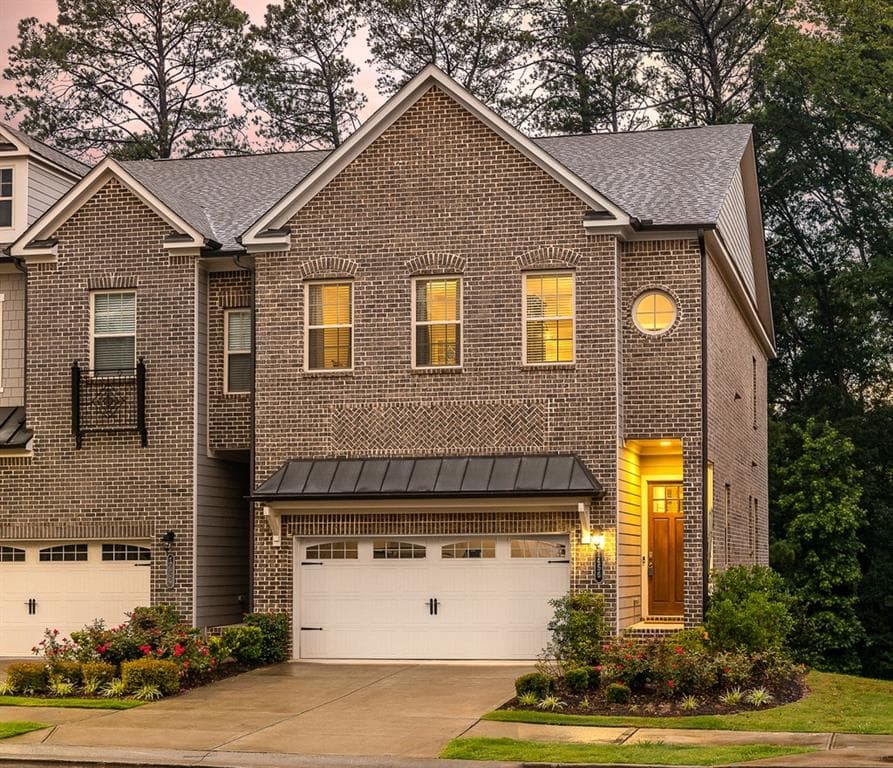 4 bedroom, 4 bathroom, 2,591 sq ft townhouse sold at 1456 Edgebrook Court, Atlanta, GA 30329