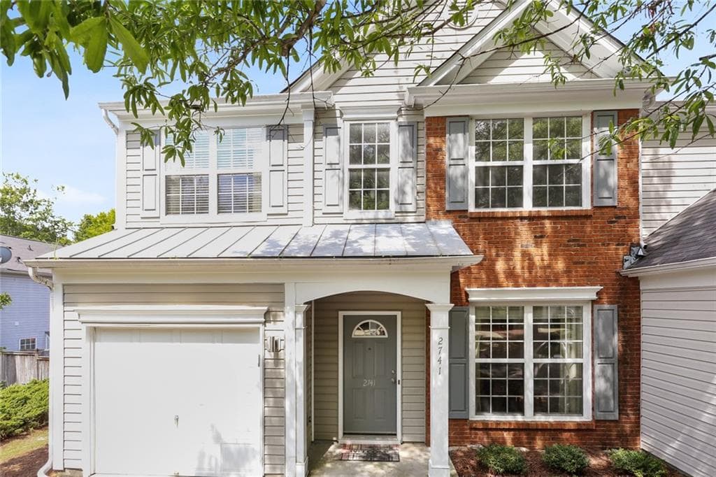 3 bedroom, 3 bathroom, 1,370 sq ft townhouse sold at 2741 Ashleigh Lane, Alpharetta, GA 30004