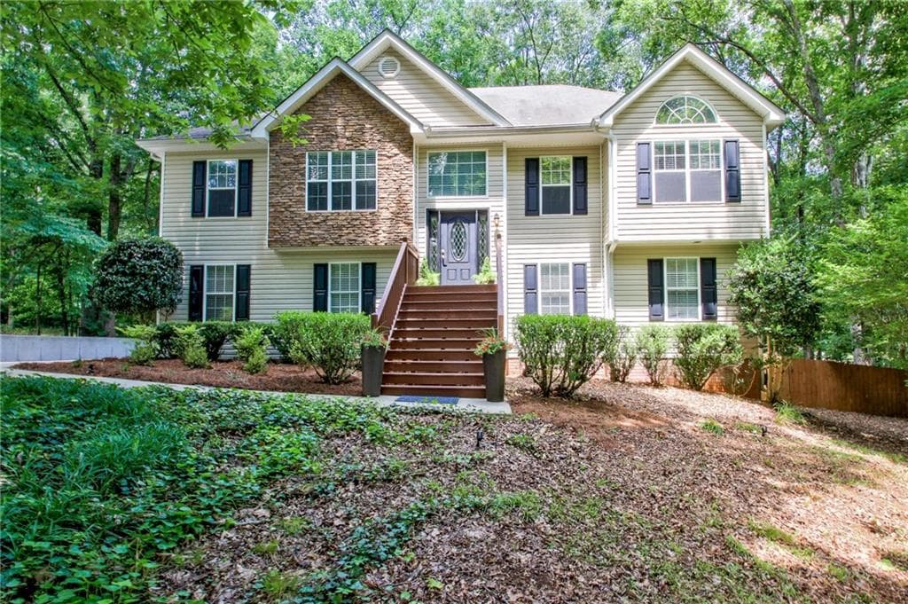 120 Weatherstone Court, Sharpsburg, GA 30277 — most recent listing photo