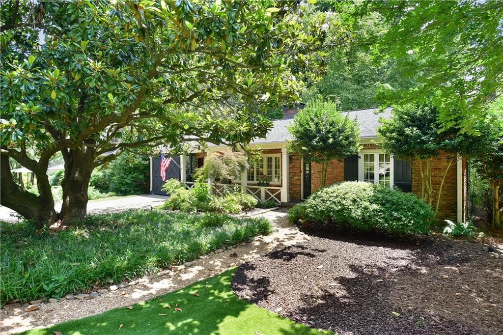3 bedroom, 2 bathroom, 1,300 sq ft single family residence sold at 2281 Armand Road, Atlanta, GA 30324