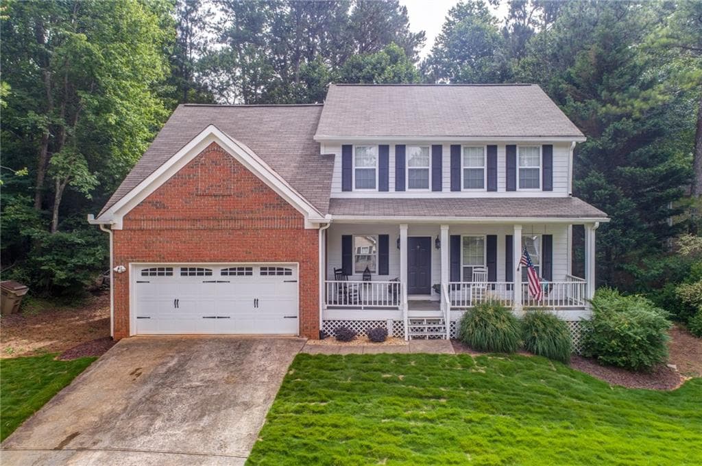 3 bedroom, 3 bathroom, 2,224 sq ft single family residence sold at 1010 Braelin Court, Woodstock, GA 30189