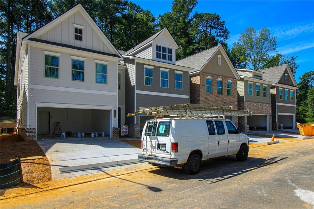 3 bedroom, 3 bathroom, 2,032 sq ft townhouse sold at 1056 Broadview Drive, Marietta, GA 30062