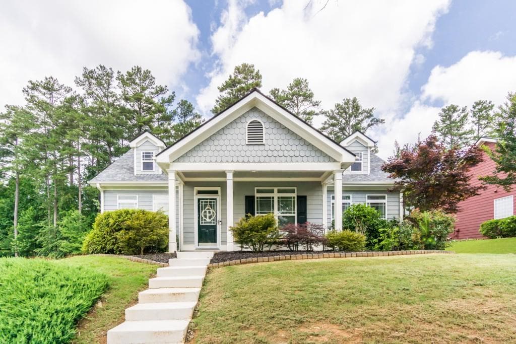 3 bedroom, 2 bathroom, 1,452 sq ft single family residence sold at 408 Serena Lane, Canton, GA 30115
