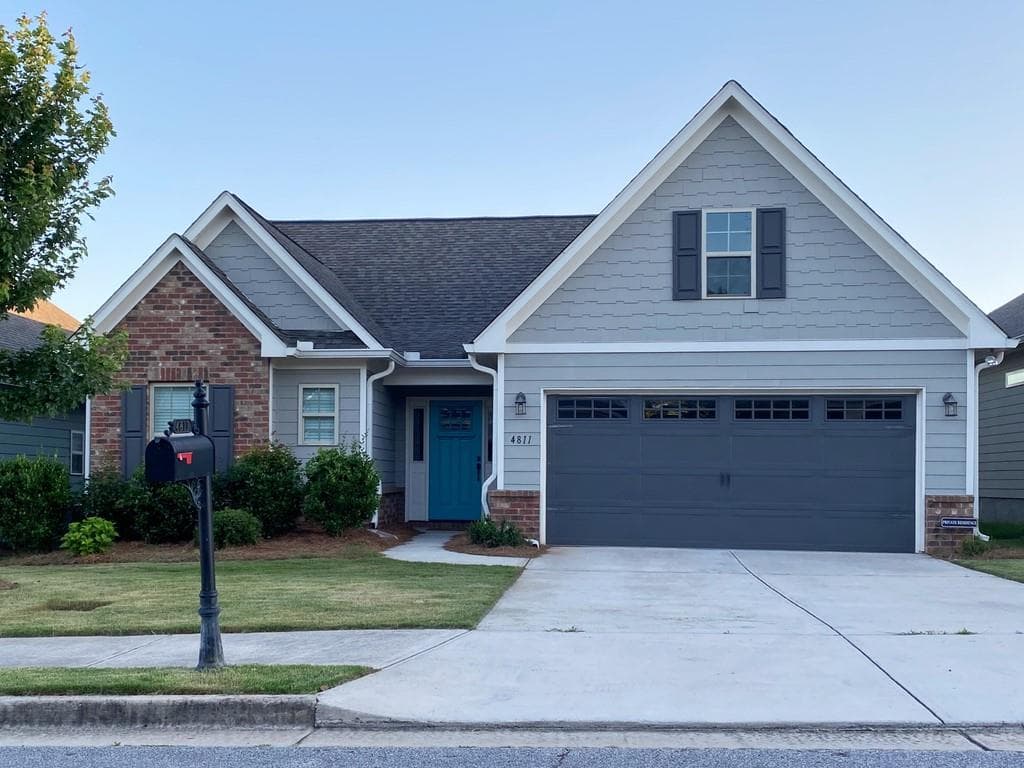 3 bedroom, 2 bathroom, 1,541 sq ft single family residence sold at 4811 Lost Creek Drive, Gainesville, GA 30504