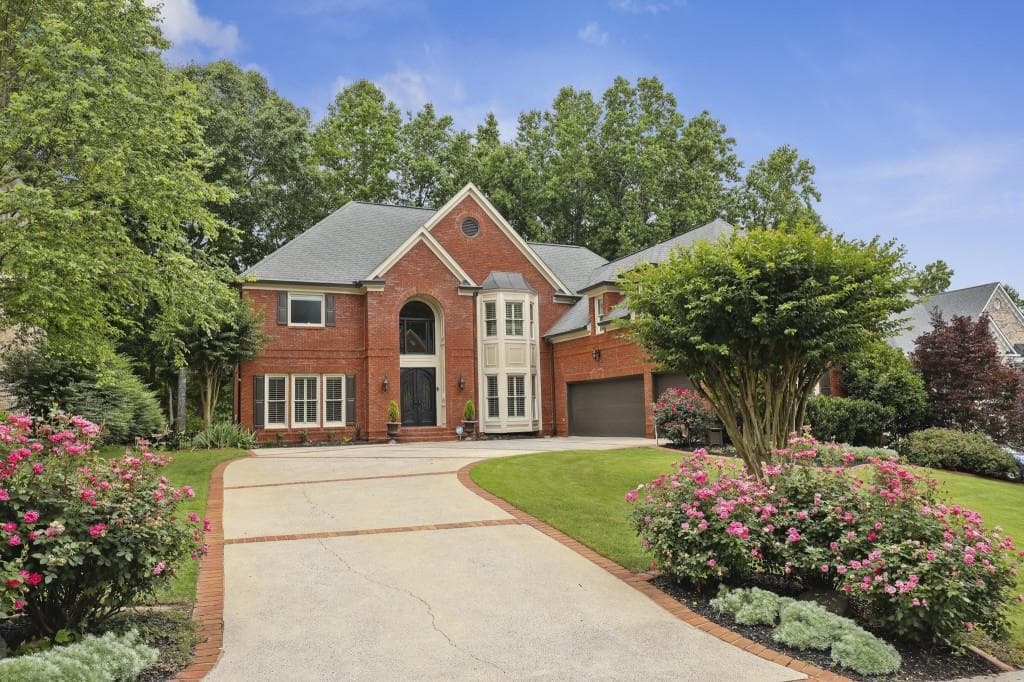 6 bedroom, 5 bathroom, 6,163 sq ft single family residence sold at 1403 Downington View, Acworth, GA 30101