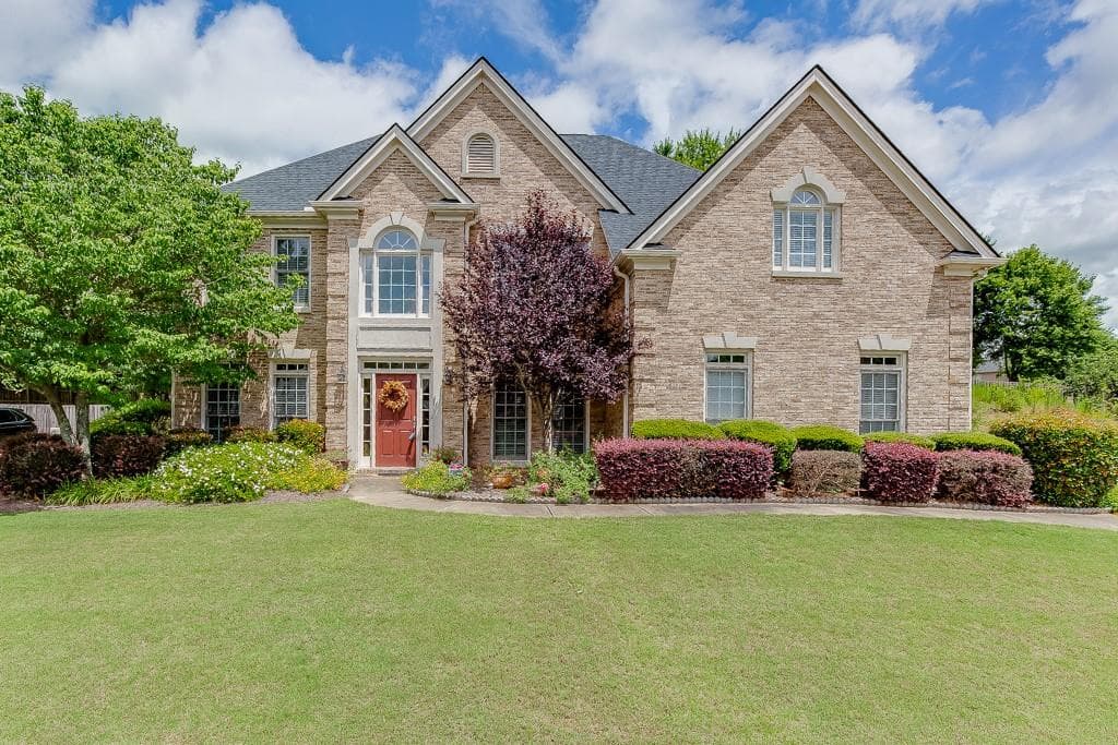 3943 Lost Oak Drive, Buford, GA 30519 — most recent listing photo