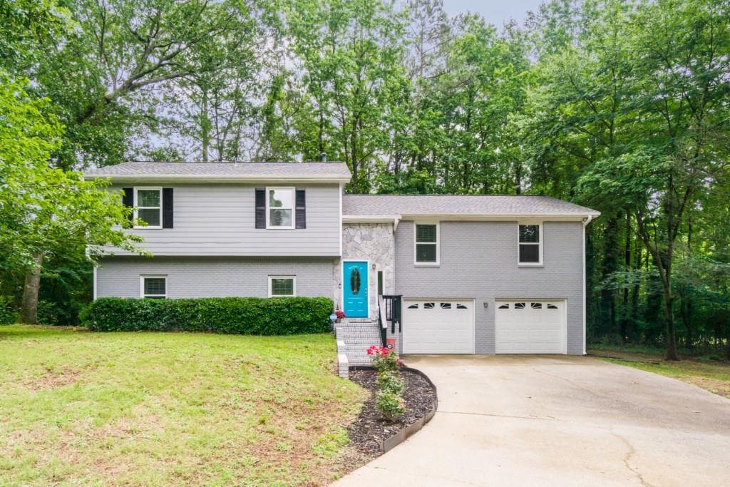 5 bedroom, 3 bathroom, 2,541 sq ft single family residence sold at 418 Sugar Springs Way, Marietta, GA 30008