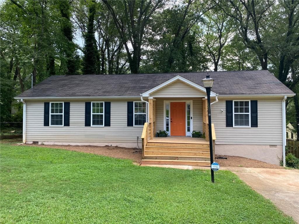 3 bedroom, 2 bathroom, 1,300 sq ft single family residence sold at 1380 Bluefield Drive, Atlanta, GA 30310