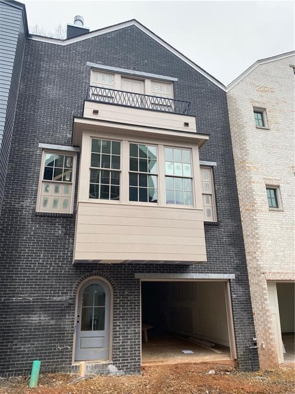 3 bedroom, 3 bathroom townhouse sold at 254 Colebrook Street 10, Atlanta, GA 30307