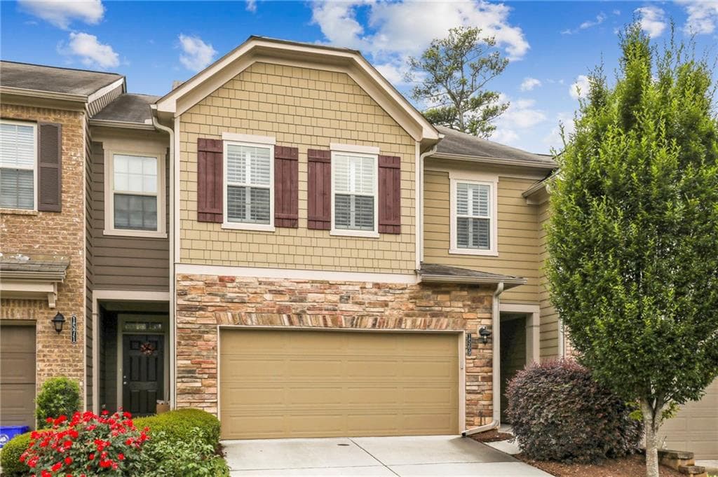 1569 Trailview Way, Brookhaven, GA 30329 — most recent listing photo
