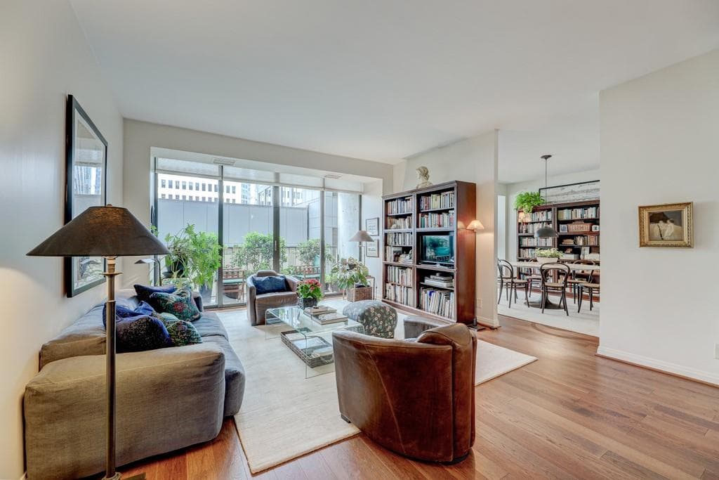 1 bedroom, 1 bathroom, 1,456 sq ft condominium sold at 147 15th Street 7A, Atlanta, GA 30309