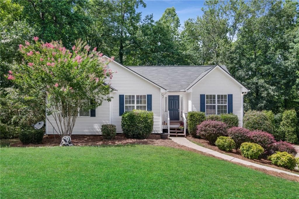 3 bedroom, 2 bathroom, 2,222 sq ft single family residence sold at 8390 Gabriel Court, Gainesville, GA 30506
