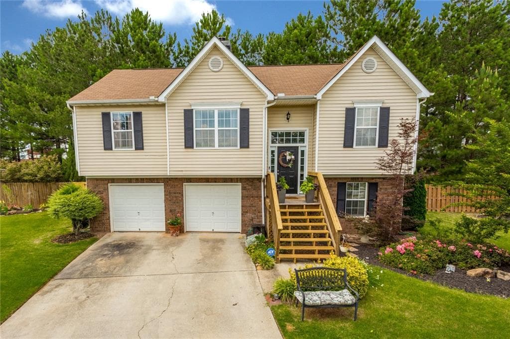 1402 Hyde Court, Hampton, GA 30228 — most recent listing photo