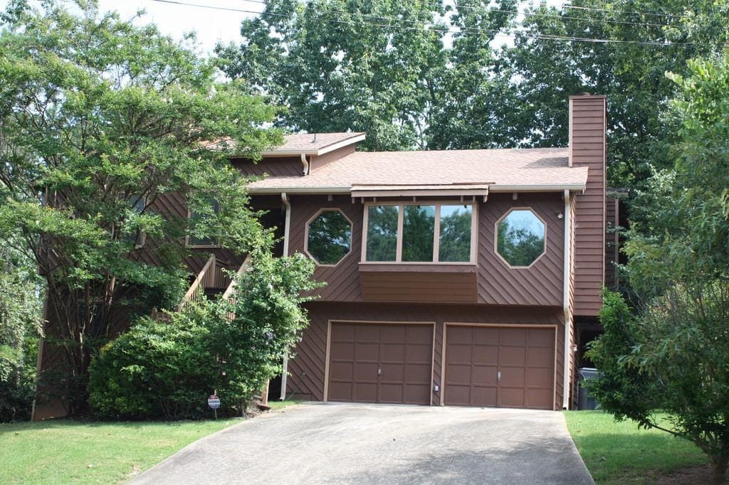 4 bedroom, 3 bathroom, 1,584 sq ft single family residence sold at 3401 Winter Wood Court, Marietta, GA 30062