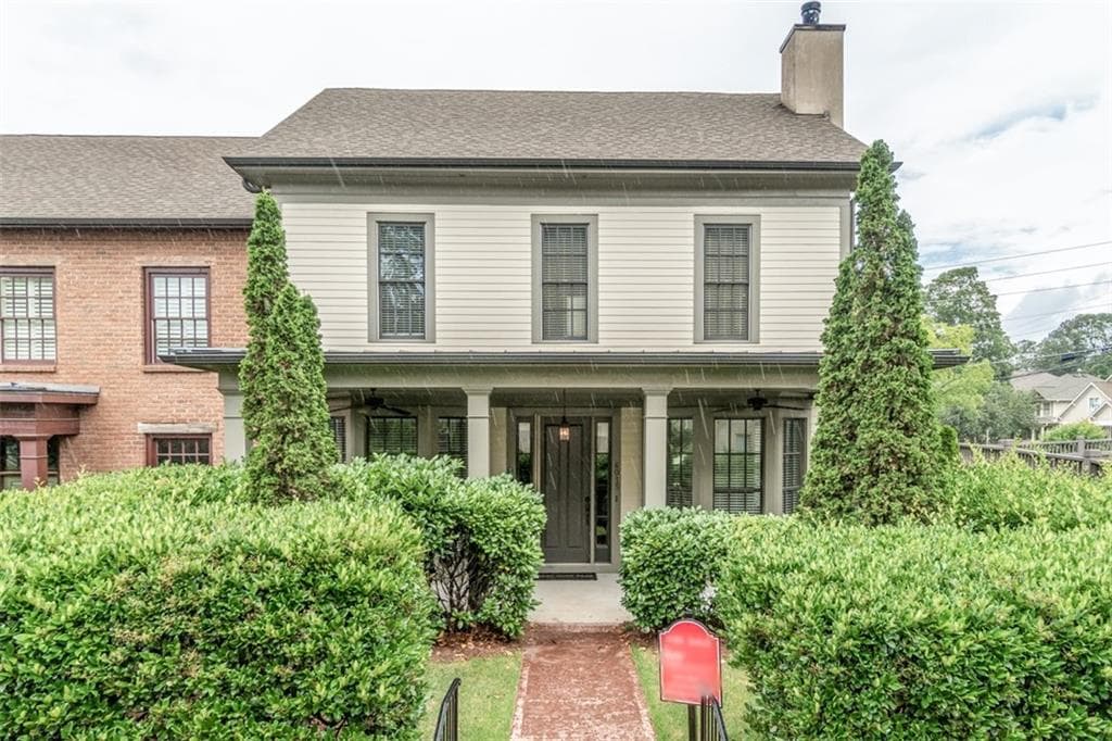 3 bedroom, 4 bathroom, 2,400 sq ft townhouse sold at 6015 Webster Circle, Norcross, GA 30071