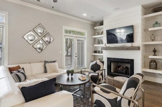 4 bedroom, 4 bathroom, 2,400 sq ft townhouse sold at 1200 Stone Castle Circle 01, Smyrna, GA 30080