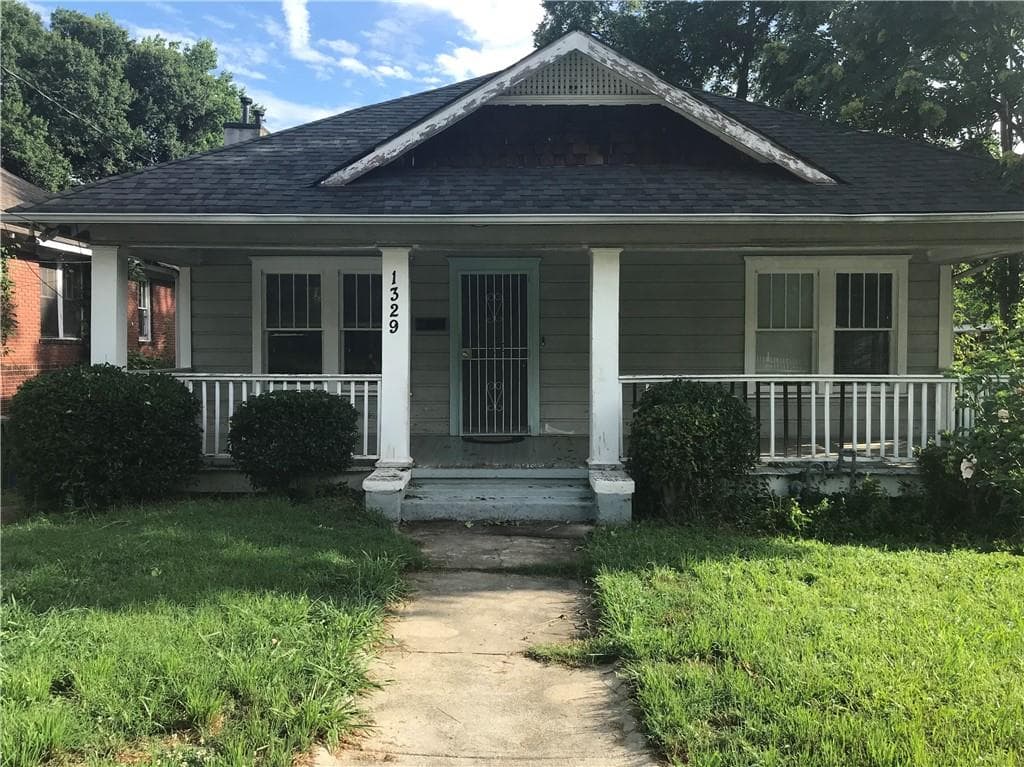 4 bedroom, 3 bathroom, 1,290 sq ft single family residence sold at 1329 Greenwich Street, Atlanta, GA 30310
