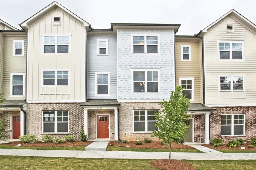 3 bedroom, 4 bathroom, 1,873 sq ft townhouse sold at 1638 Venture Point Way 47, Decatur, GA 30032