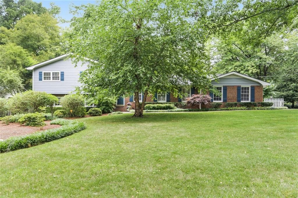 4973 Lakeside Drive, Dunwoody, GA 30360 — most recent listing photo