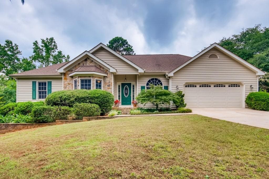 5607 Honeytree Drive, Braselton, GA 30517 — most recent listing photo