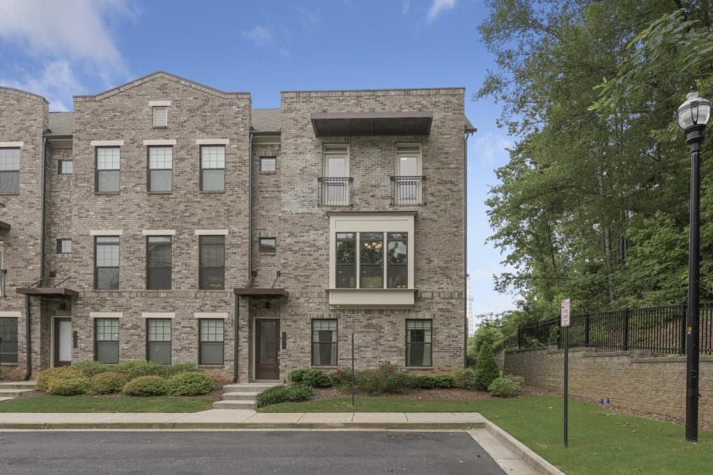501 Alden Drive, Decatur, GA 30030 — most recent listing photo