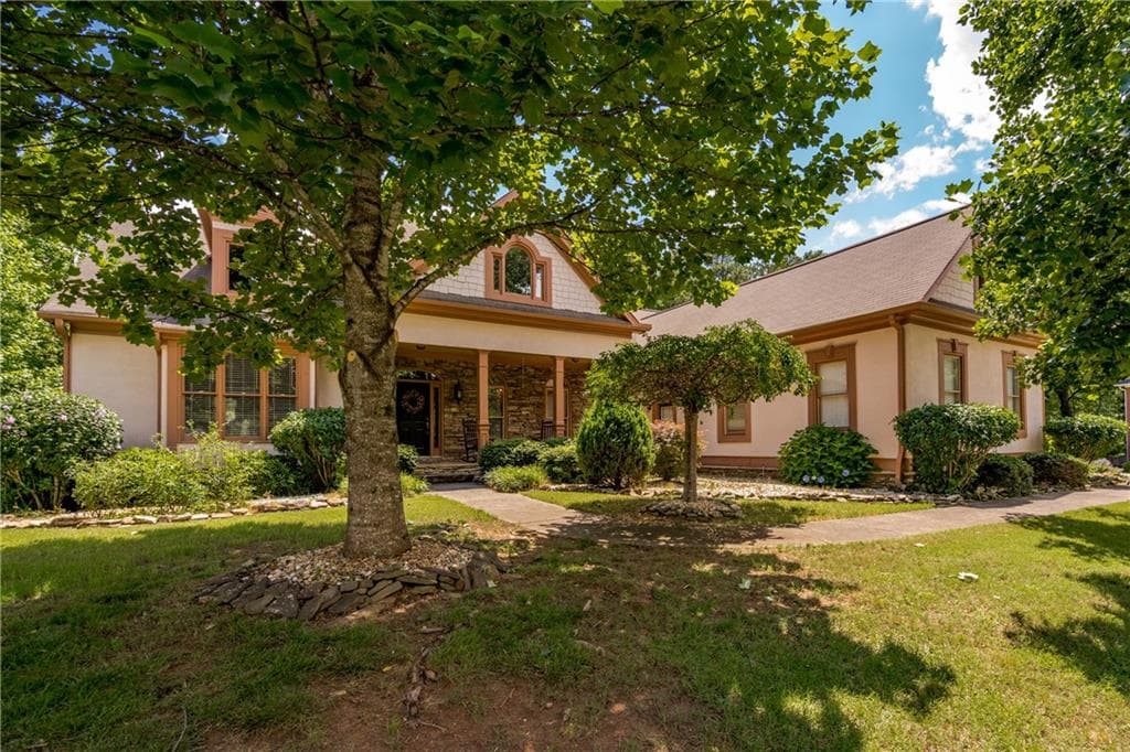 5 bedroom, 5 bathroom, 4,660 sq ft single family residence sold at 2784 Lost Lakes Drive, Powder Springs, GA 30127