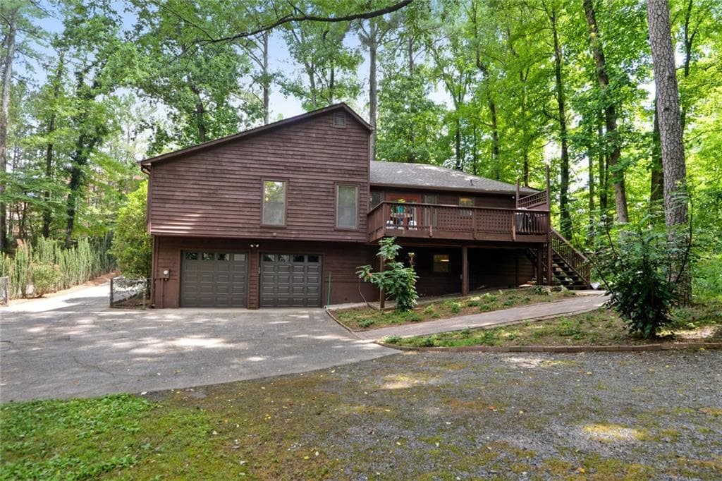 2550 Jacobs Court, Marietta, GA 30068 — most recent listing photo