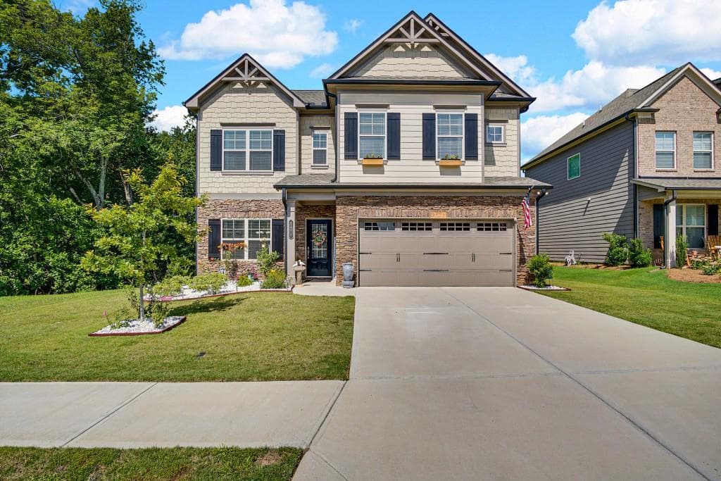 4 bedroom, 3 bathroom, 2,640 sq ft single family residence sold at 4474 Big Rock Ridge Trail, Gainesville, GA 30504