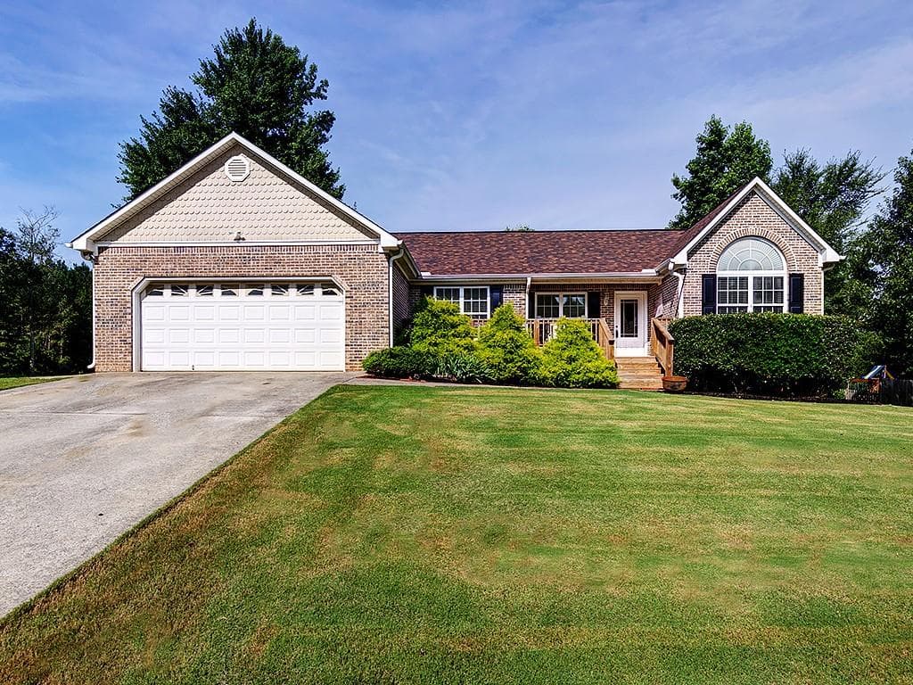 29 Cass Station Drive, Cartersville, GA 30120 — most recent listing photo
