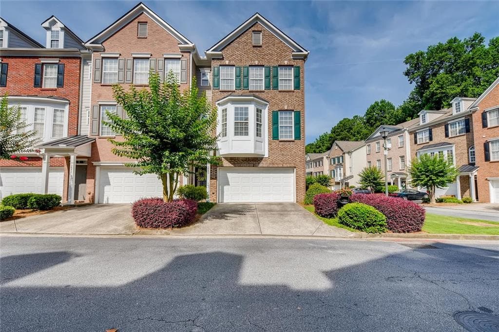 2980 Wintercrest Trace, Dunwoody, GA 30360 — most recent listing photo
