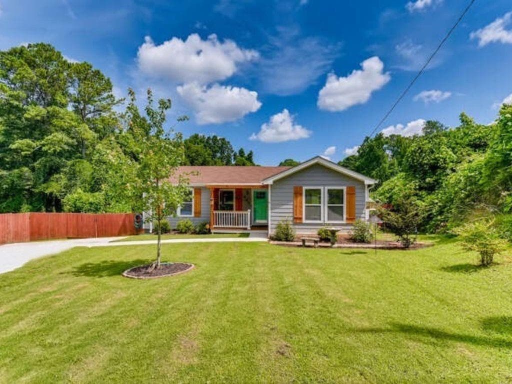 445 Brownell Avenue, Scottdale, GA 30079 — most recent listing photo