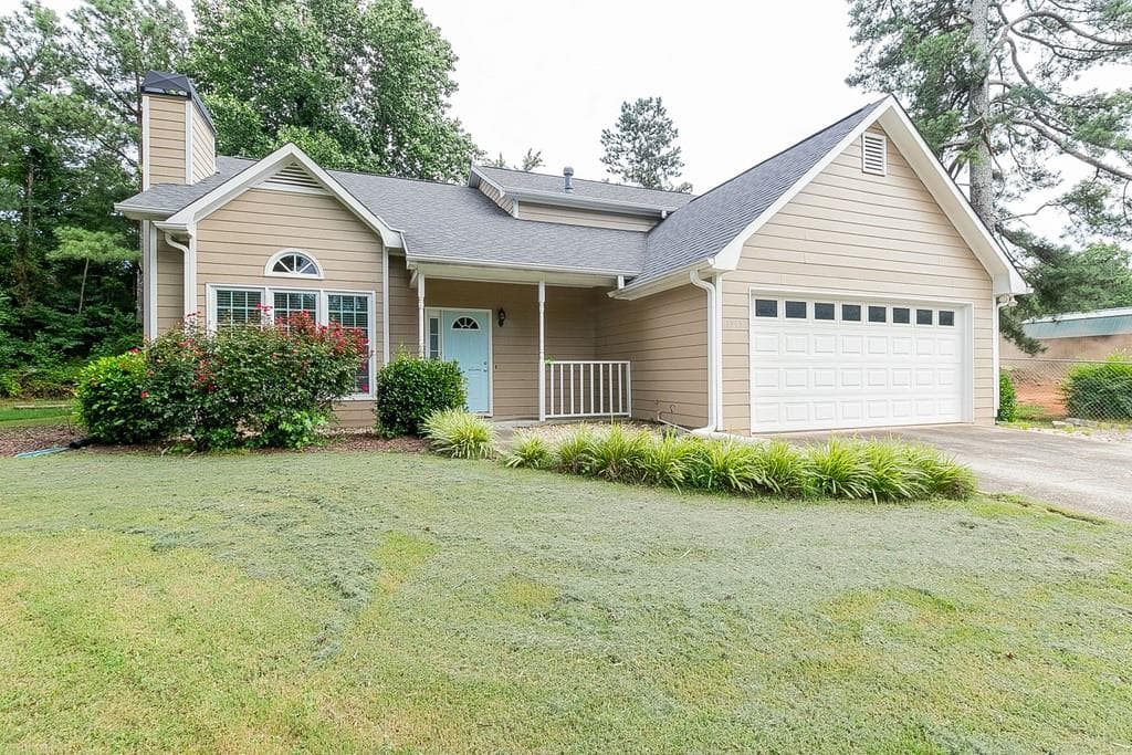 1515 Oklahoma Drive, Buford, GA 30519 — most recent listing photo