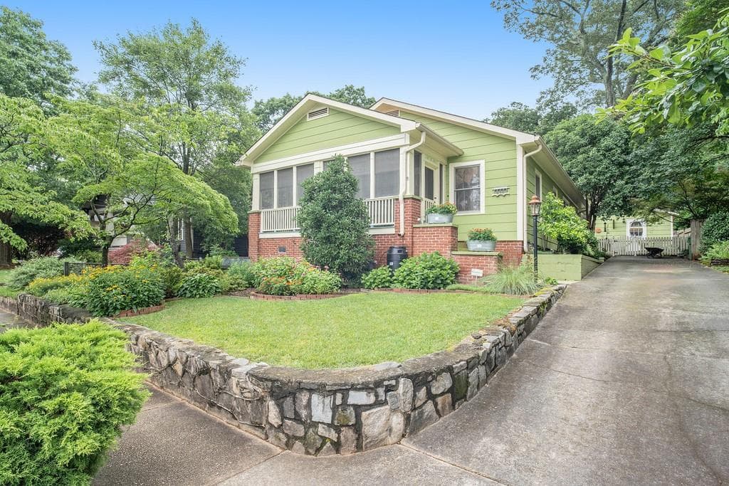 2 bedroom, 2 bathroom, 1,937 sq ft single family residence sold at 856 Woodland Avenue, Atlanta, GA 30316