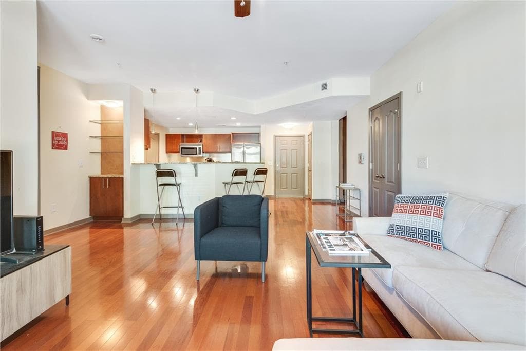 2 bedroom, 2 bathroom, 1,263 sq ft condominium sold at 390 17th Street 2028, Atlanta, GA 30363