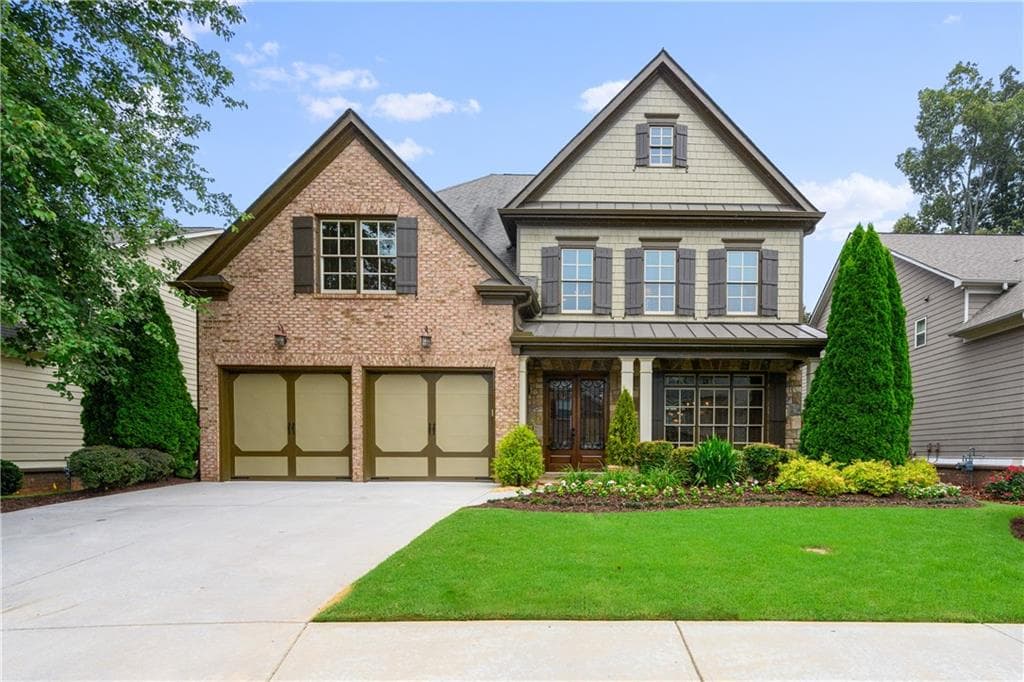 4 bedroom, 4 bathroom, 4,084 sq ft single family residence sold at 3158 Autumn Brook Trail, Smyrna, GA 30082