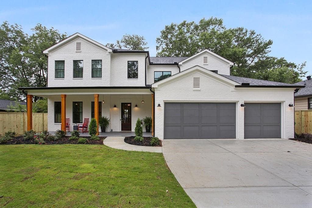 6 bedroom, 6 bathroom, 4,354 sq ft single family residence sold at 1907 Raven Hill Drive, Brookhaven, GA 30319