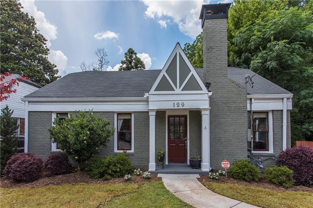 3 bedroom, 2 bathroom, 1,393 sq ft single family residence sold at 129 2nd Avenue, Atlanta, GA 30317