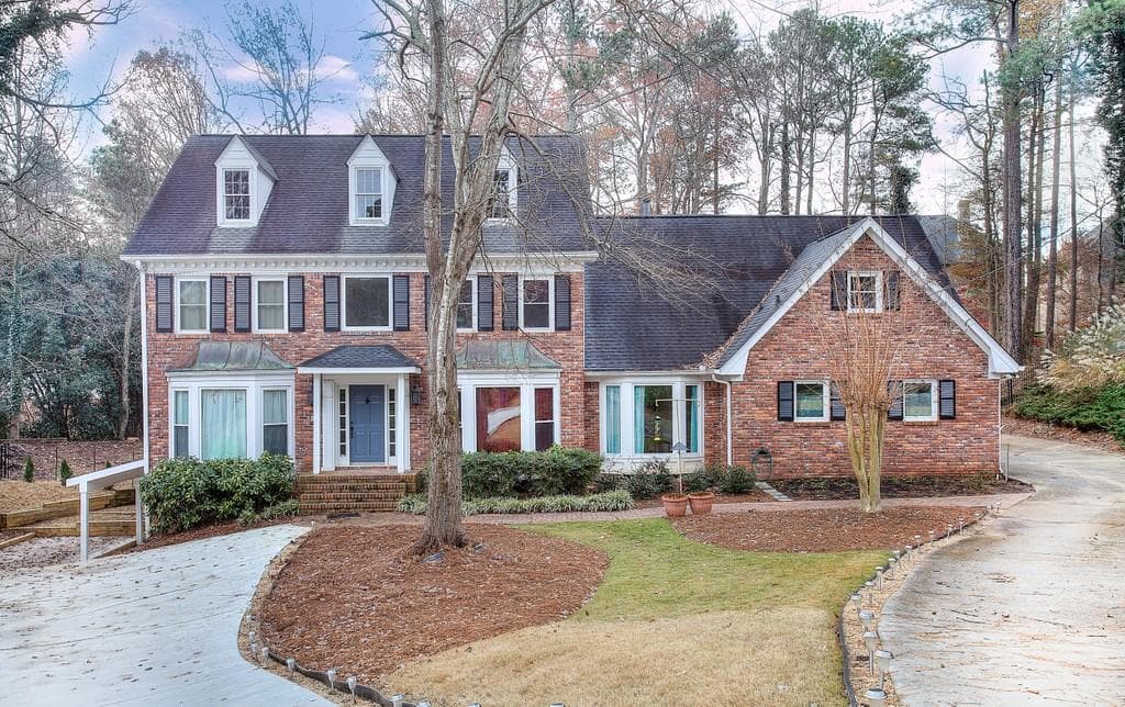 5 bedroom, 6 bathroom, 4,247 sq ft single family residence sold at 535 Spindlewick, Atlanta, GA 30350