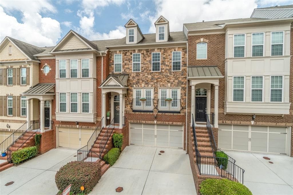 3 bedroom, 4 bathroom, 2,297 sq ft townhouse sold at 5044 Ridgemont Walk, Atlanta, GA 30339