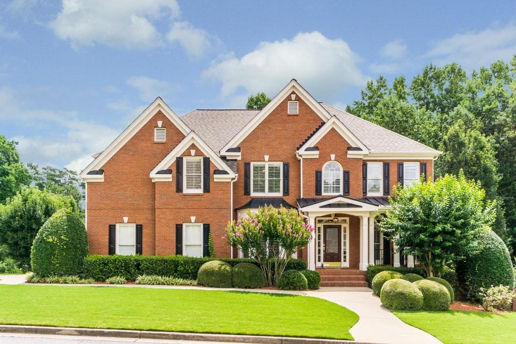 3889 Fort Trail, Roswell, GA 30075 — most recent listing photo