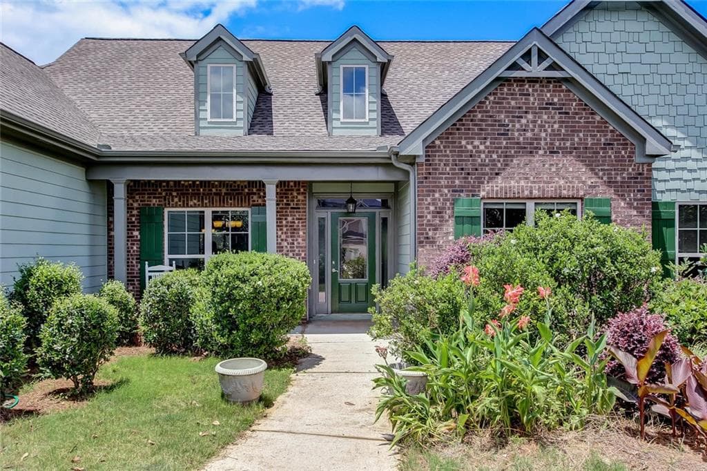 557 Stratford Parkway, Winder, GA 30680 — most recent listing photo
