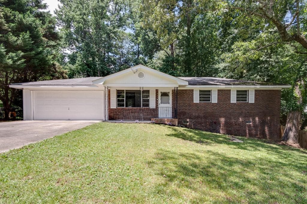 3 bedroom, 2 bathroom, 1,050 sq ft single family residence sold at 3606 Sharon Drive, Powder Springs, GA 30127