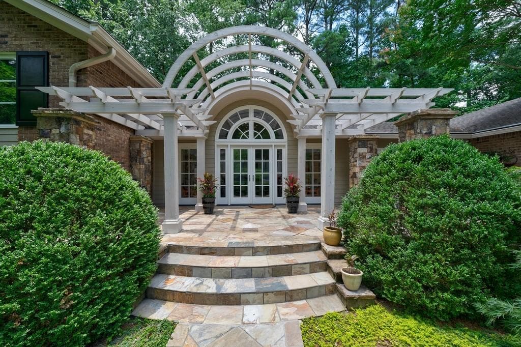299 Hunters Ridge, Marietta, GA 30068 — most recent listing photo