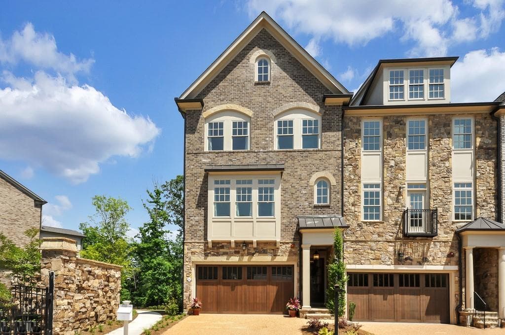 4 bedroom, 5 bathroom, 4,155 sq ft townhouse sold at 205 Abbington River Lane, Atlanta, GA 30339