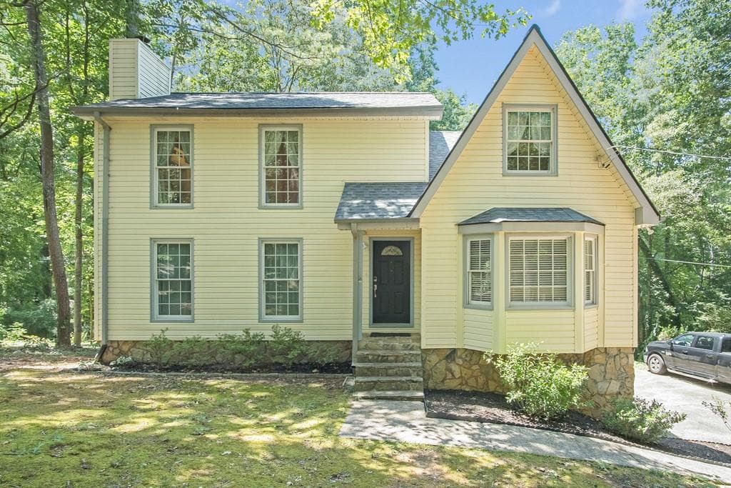 5 bedroom, 3 bathroom, 3,646 sq ft single family residence sold at 406 Heritage Row, Woodstock, GA 30188